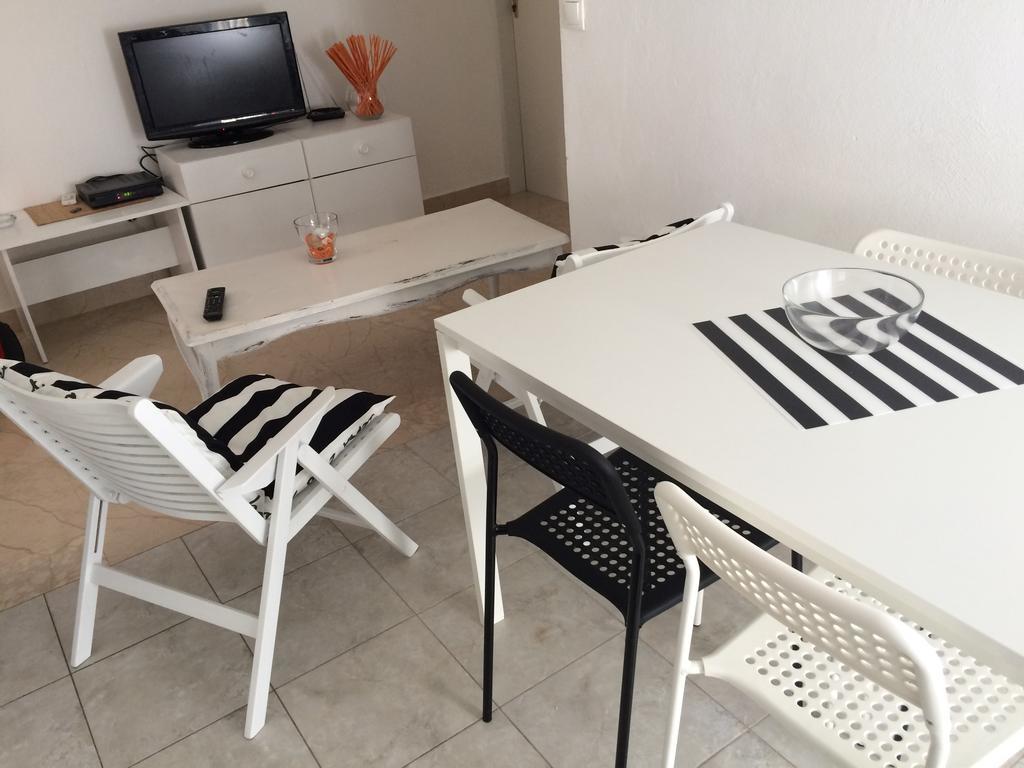 Apartments Villa Karme ברלה מראה חיצוני תמונה