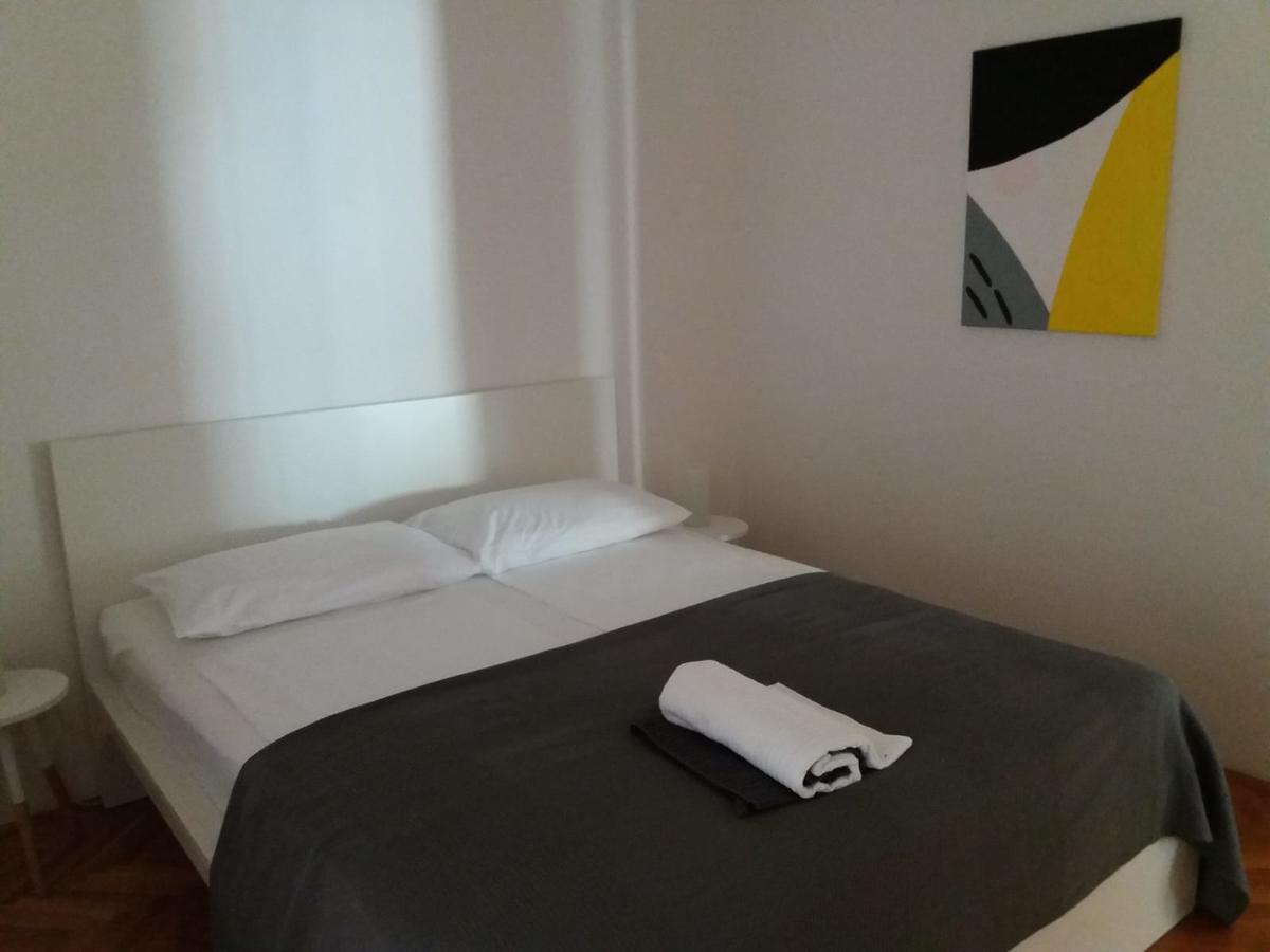 Apartments Villa Karme ברלה מראה חיצוני תמונה