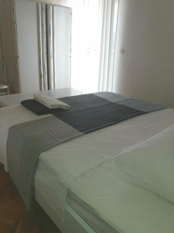 Apartments Villa Karme ברלה מראה חיצוני תמונה